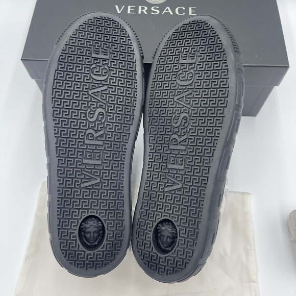 Versace baroque-pattern print sneakers - Picture 8 of 9